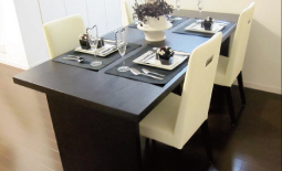 Gridダークブラウン色を中心にする